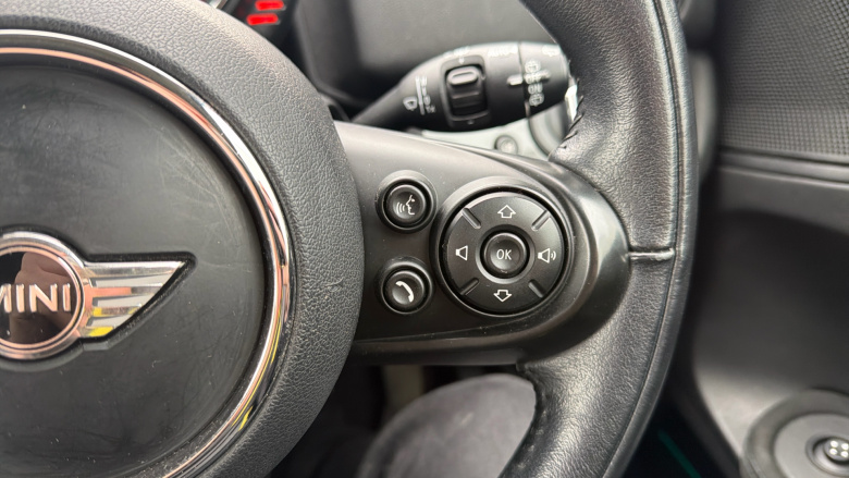 MINI Countryman 1.5 Cooper 5dr Auto [Chili/Nav+ Pack] Petrol Hatchback